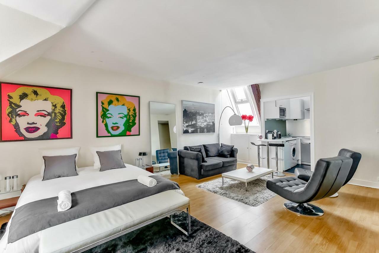 Love Nest in Saint-Michel Parijs Buitenkant foto